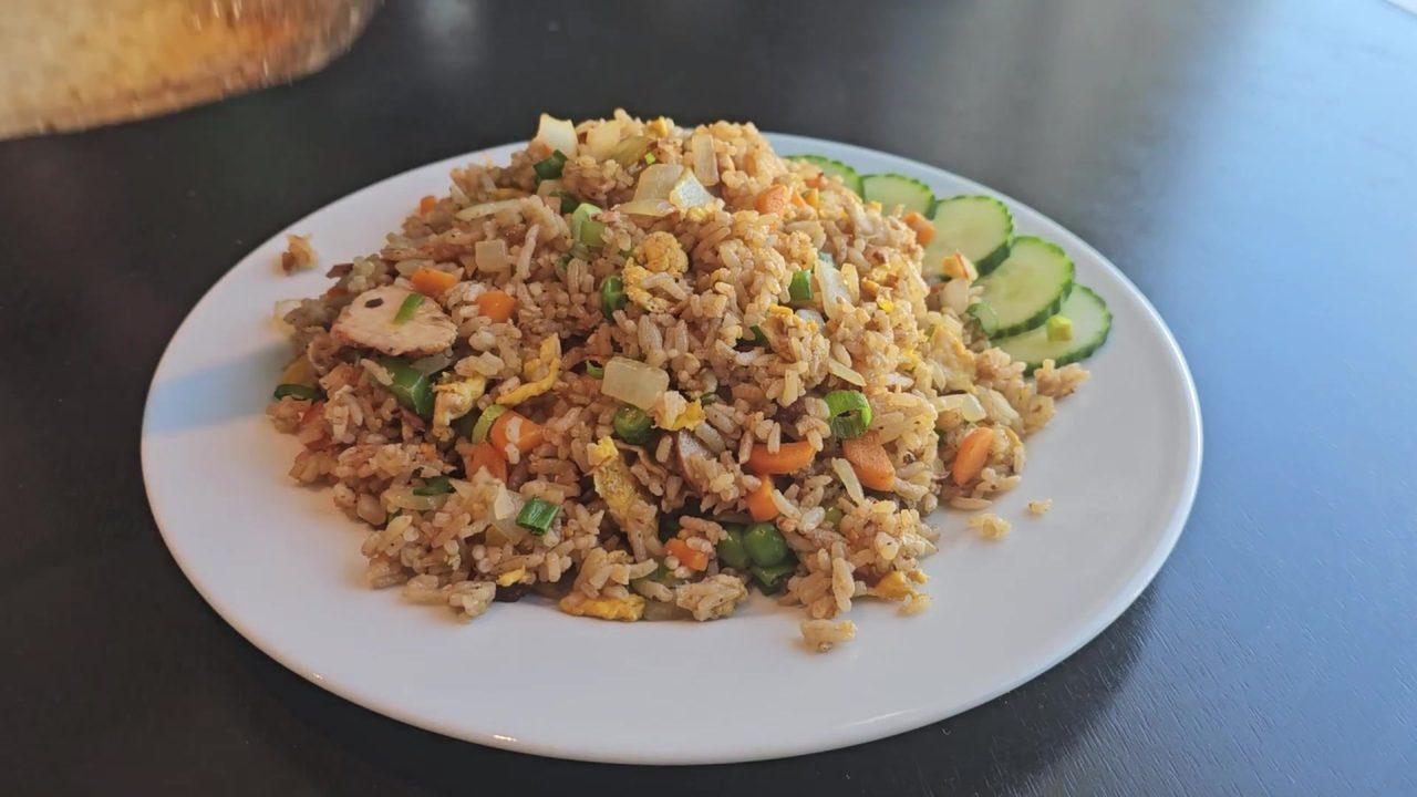 Quick & Easy Chicken Fried Rice - Asian