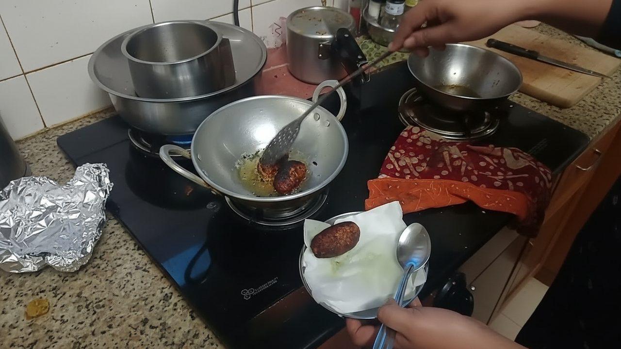 Unnakkaya Recipe – Kerala Style Sweet Snack