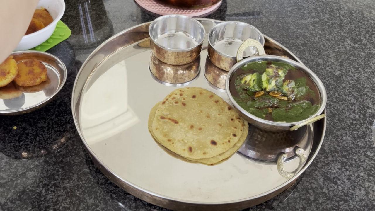 Vibrant Palak Paneer - Healthy Indian Spinach and Cottage Cheese Curry