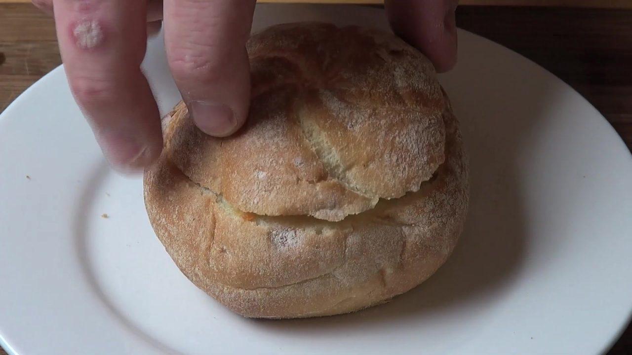 Ham and Egg Breakfast Roll – Easy Breakfast