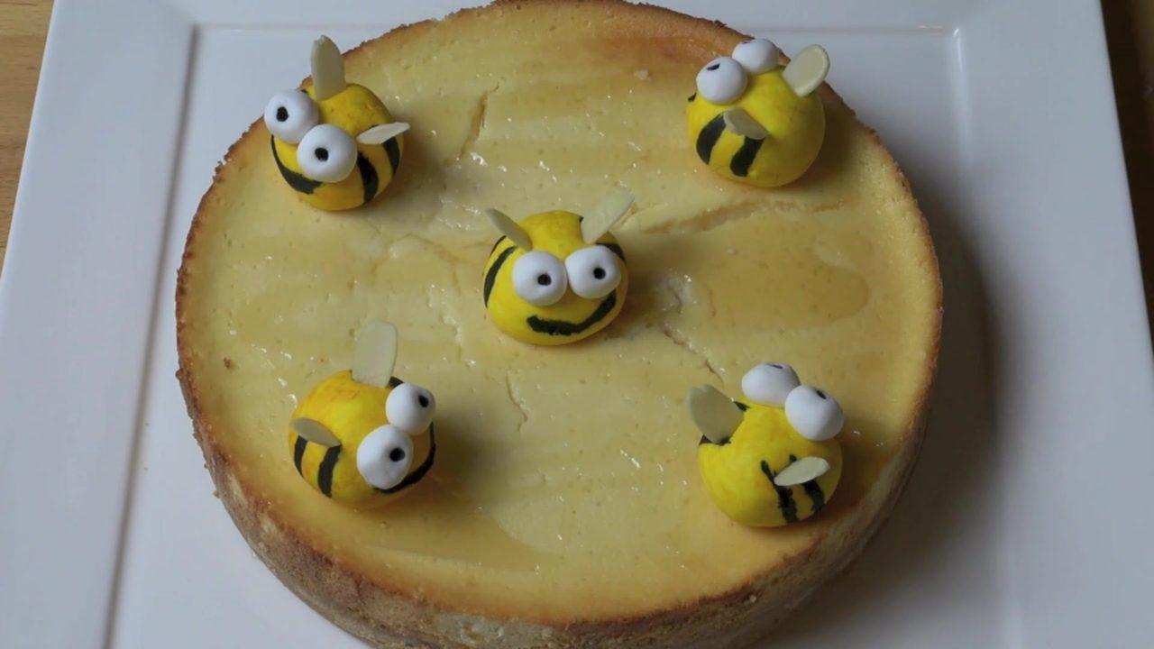 Honey Cheesecake – Sweet & Creamy