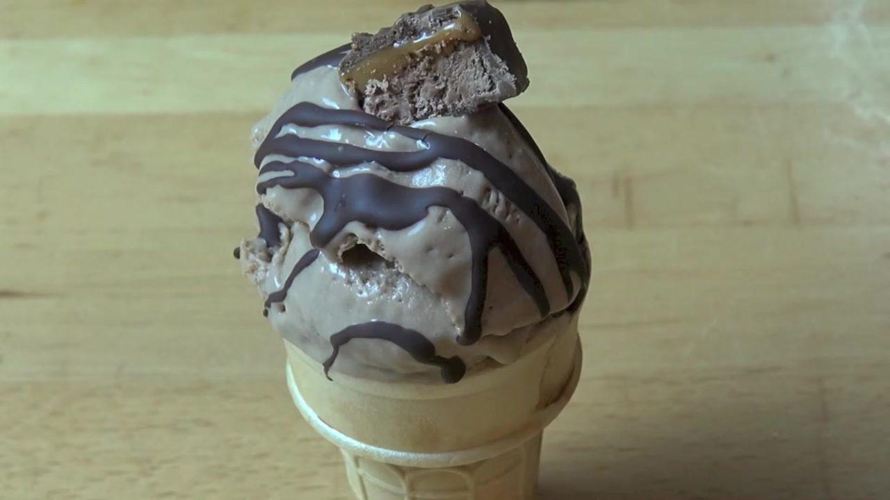 Mars Bar Ice Cream – Frozen Dessert