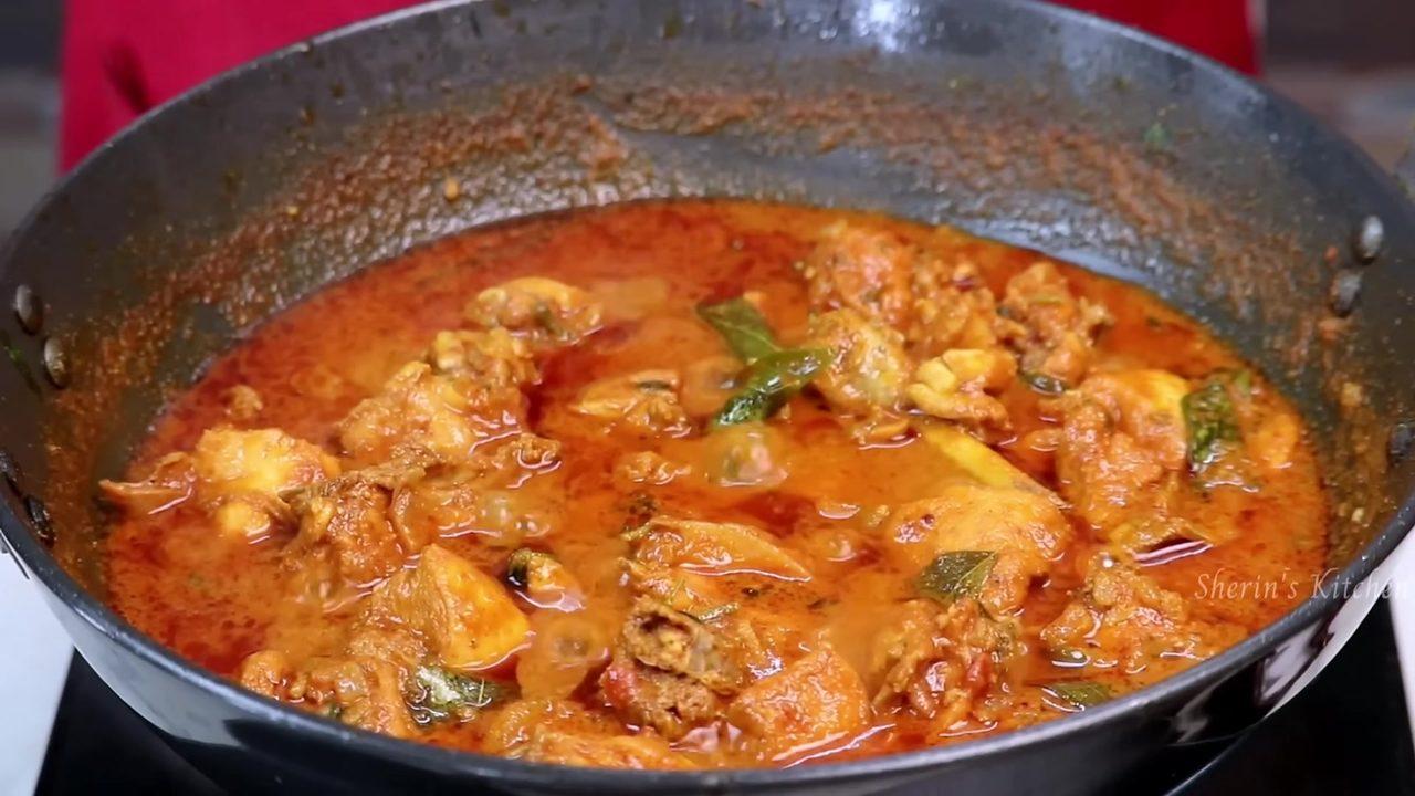 Restaurant Style Chicken Curry