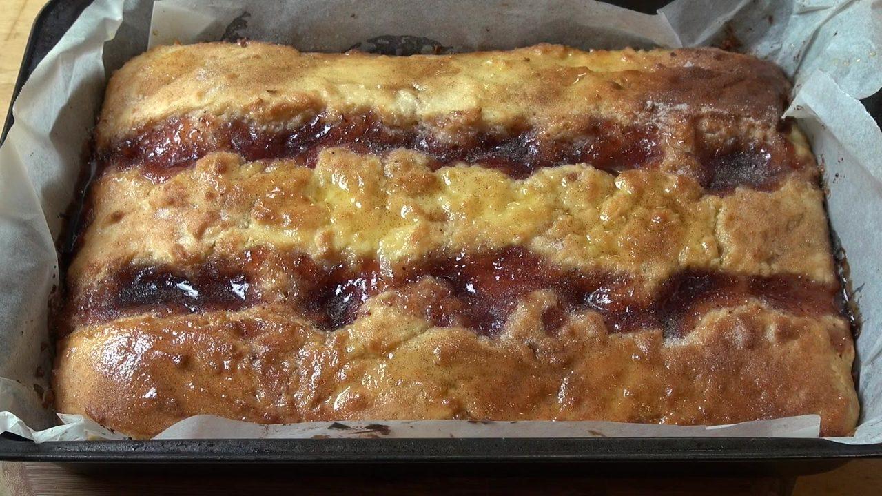 Jam Donut Tray Bake - The One Pot Chef