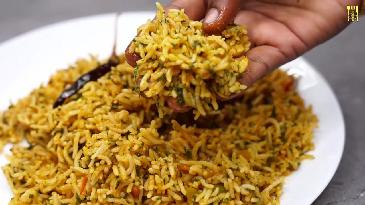 Palak Gravy & Palak Rice - South Indian Style