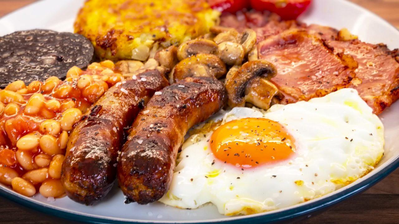 The Great British All-Day Breakfast (Full English) – Air Fryer & Stove Top