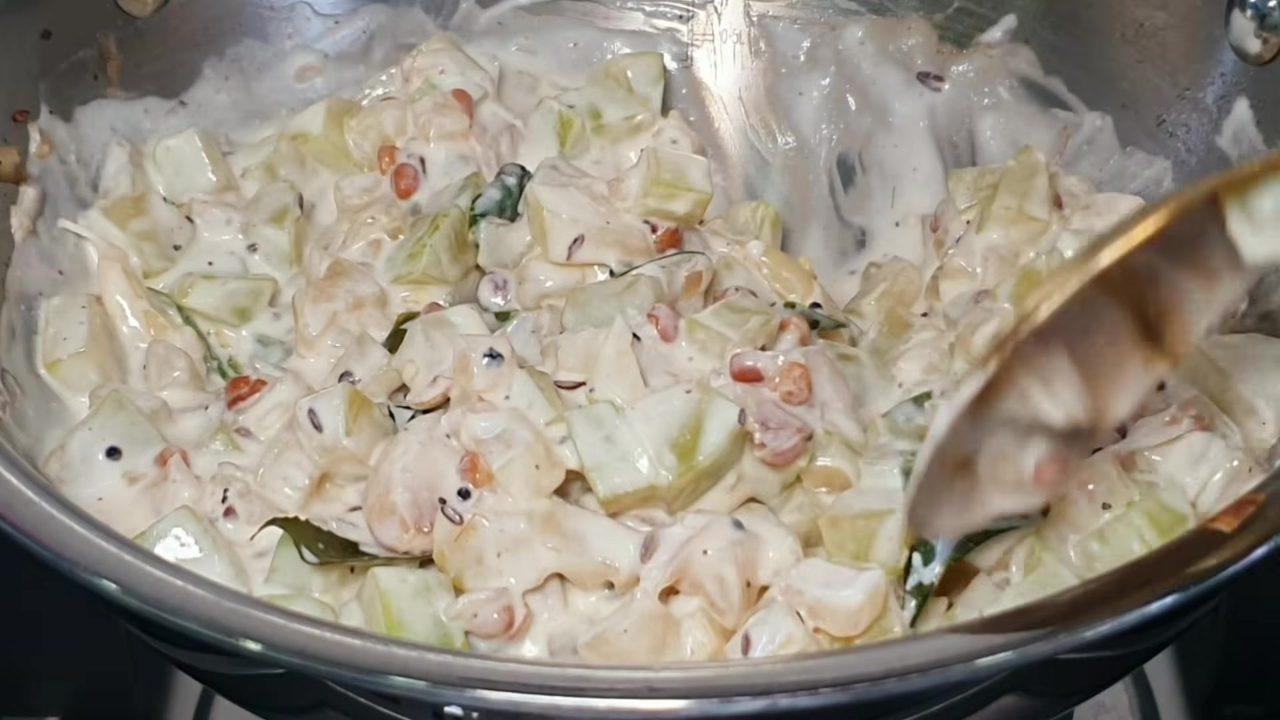 Bottle Gourd Raita (Kootu) – South Indian Style