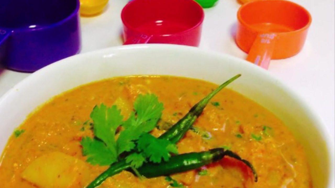 Instant Pot Potato Curry – North Indian Style