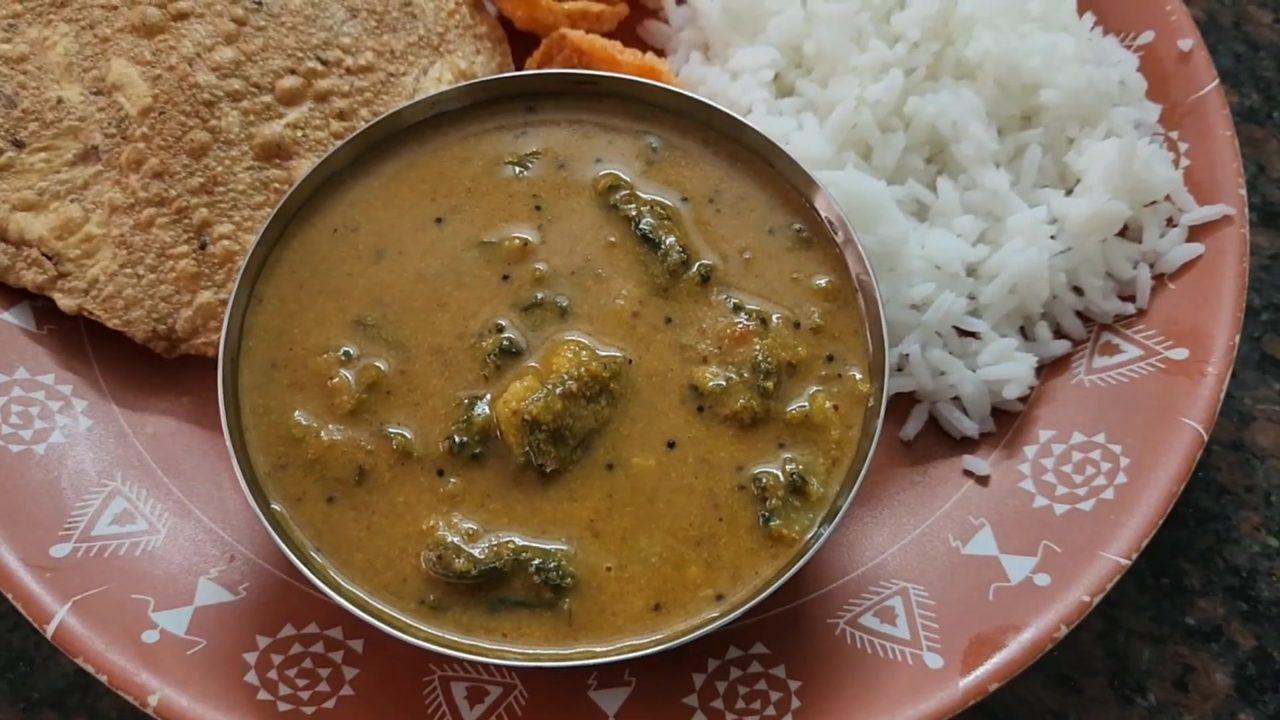 Simple Karate Gashi - South Indian Bitter Gourd Curry