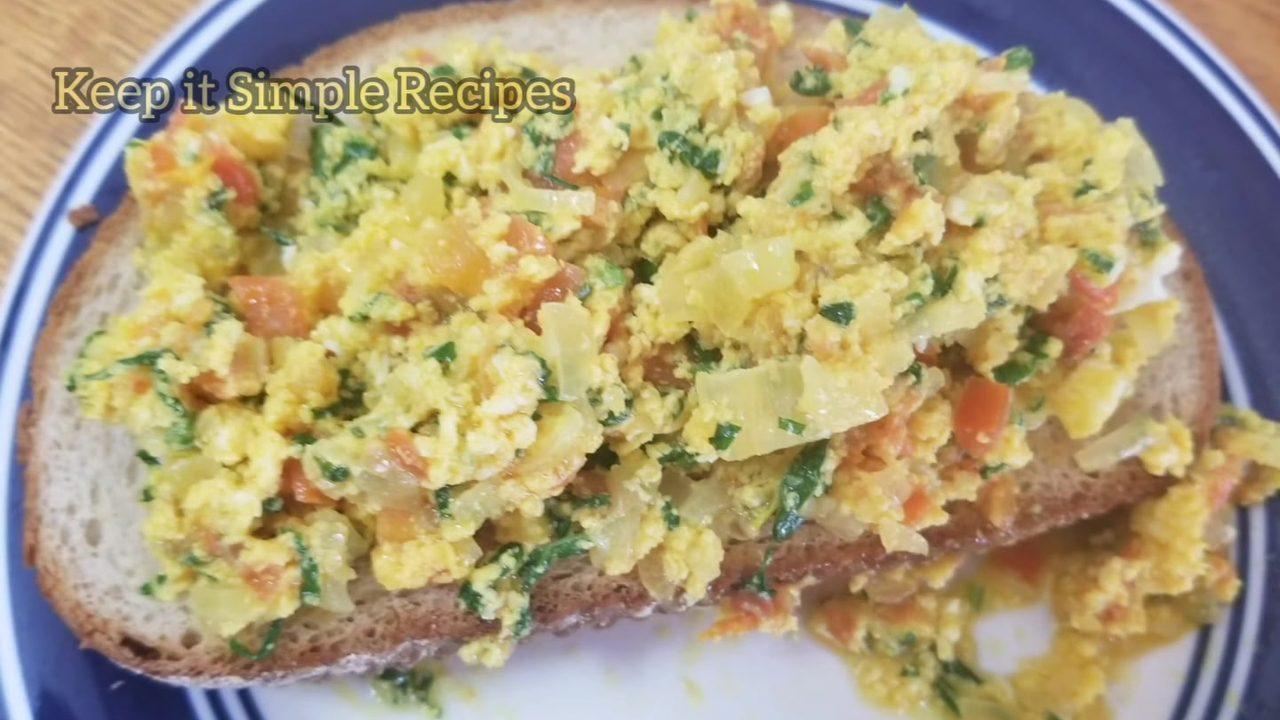 Tasty Fluffy Eggs for Morning Breakfast
