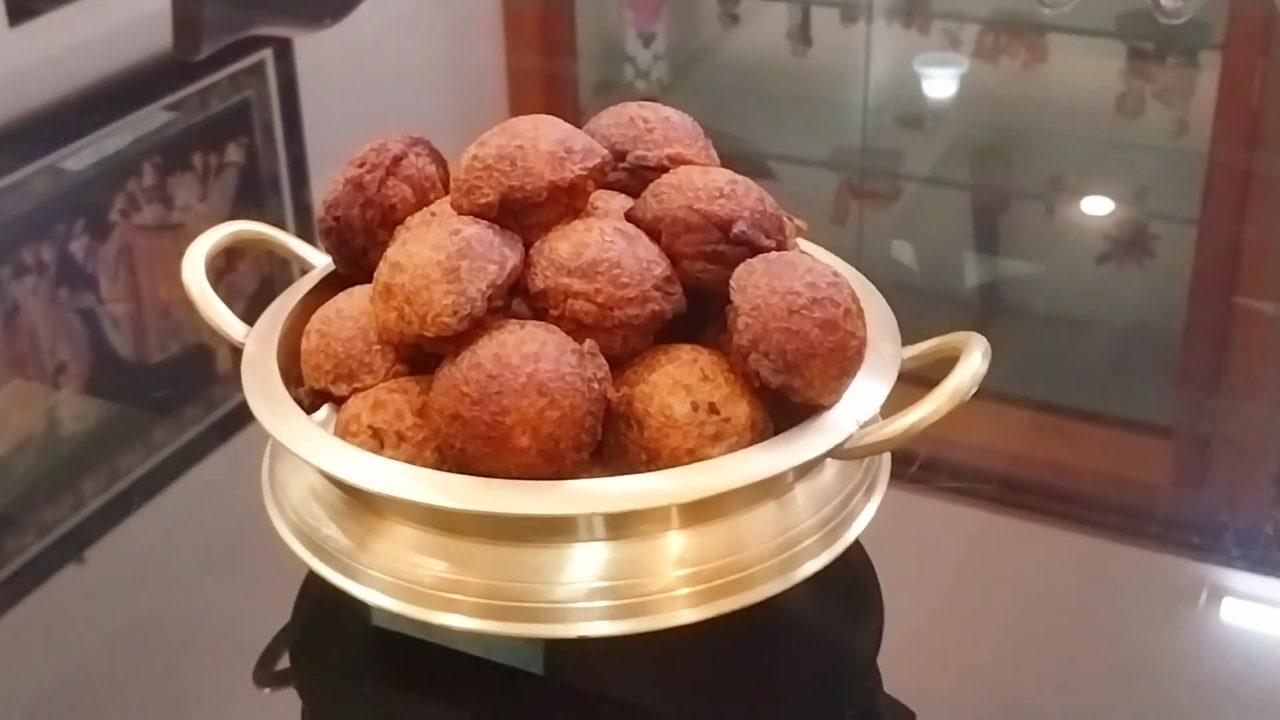 Mango Unniyappam