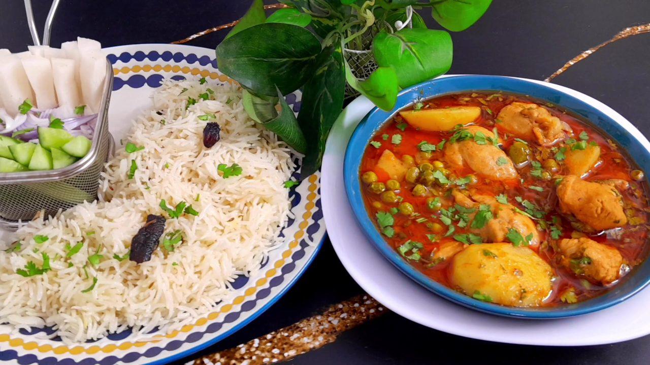 Chicken Aloo Matar with White Rice
