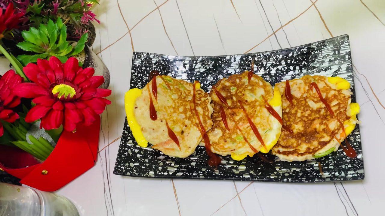 Easy Bread and Egg Pancakes