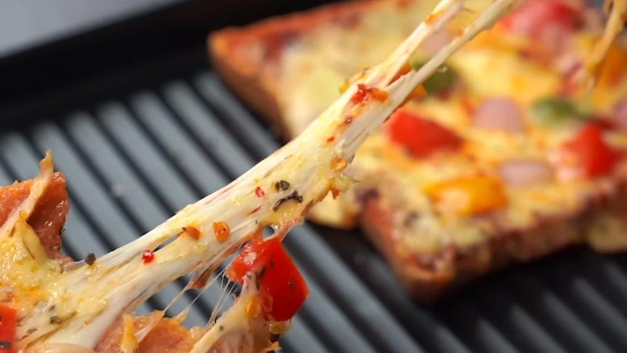 Bread Pizza