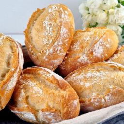No-Knead Crusty Bread Rolls