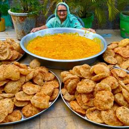 Aloo Poori Recipe - Indian Street Food