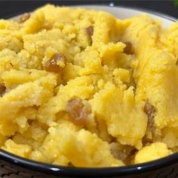 Suji Halwa with Raisins