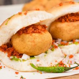 2 Types Vada Pav - Street Style