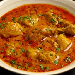 White Chicken Curry (Safed Chicken Korma)