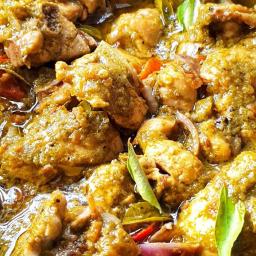 Green Chili Chicken Curry