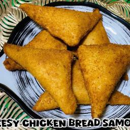 CHEESY CHICKEN BREAD SAMOSA