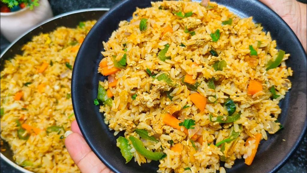 Aval Egg Upma - Quick Breakfast Recipe