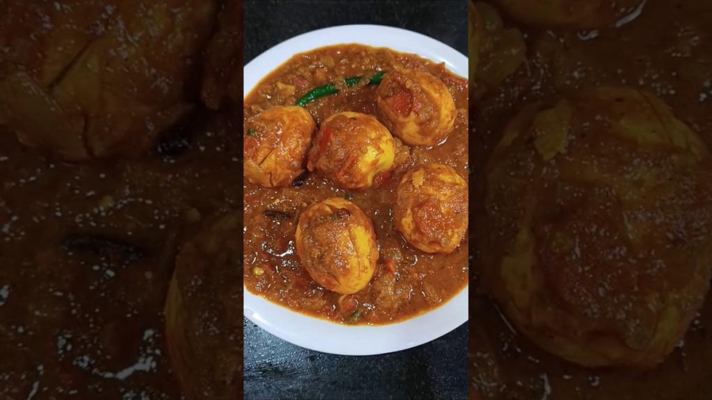 Bengali Style Egg Curry (Dimer Dalna)