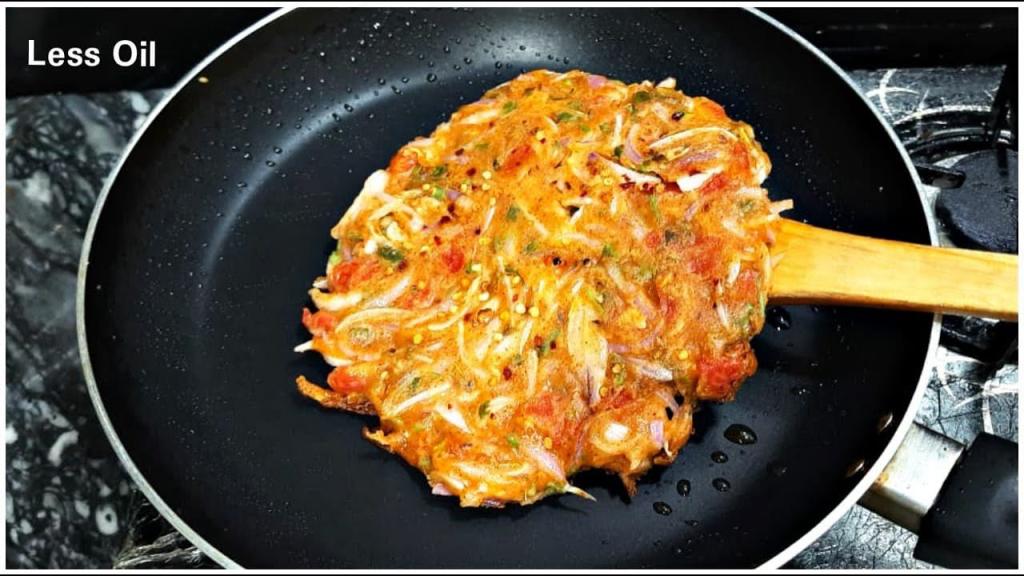 Crispy Onion Fritters (Pyaaz Cheela)
