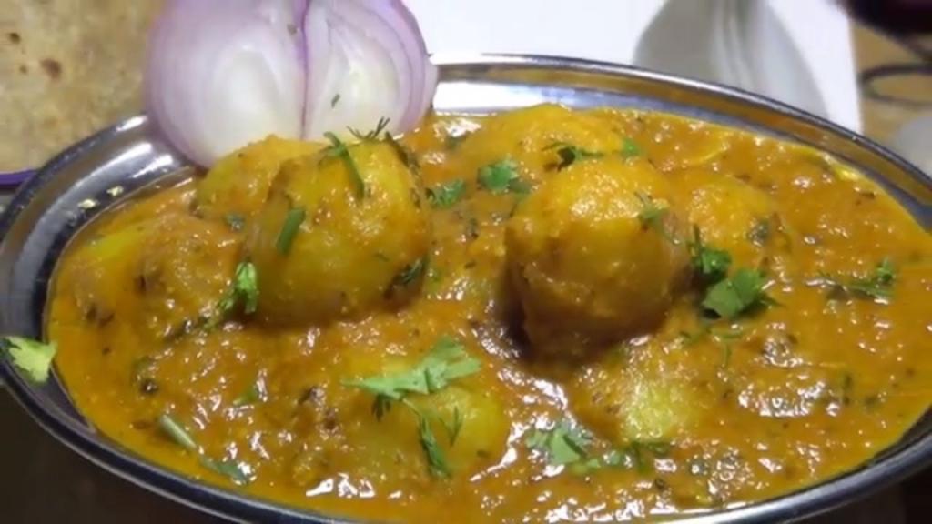 Dam Aloo Recipe – Indian Baby Potato Curry