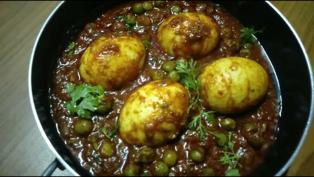 Egg Green Peas Curry - Hotel Style