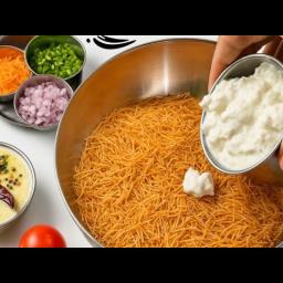 Vermicelli Idli (Semai Idli) with Coconut Chutney