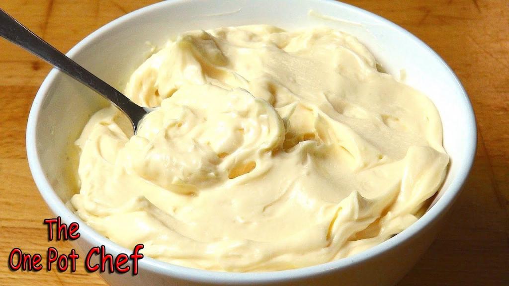 Homemade Mayonnaise (Food Processor Style)