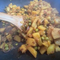 Pea and Potato Curry (Aloo Matar) with Homemade Roti
