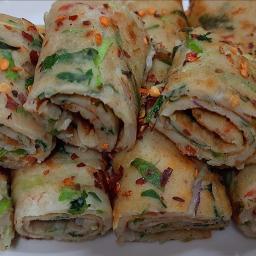 Healthy Vegetable Wheat Pancakes (Cheela)