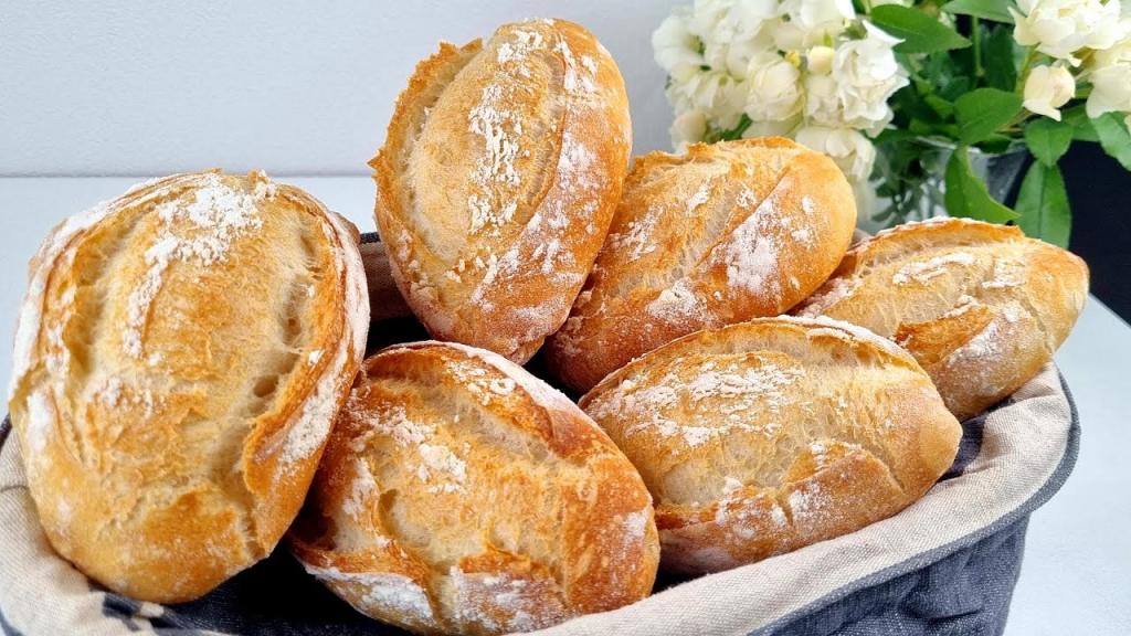 No-Knead Crusty Bread Rolls