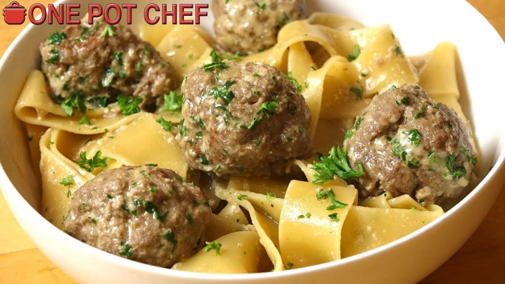 One Pot Swedish Meatballs with Pasta – Swedish