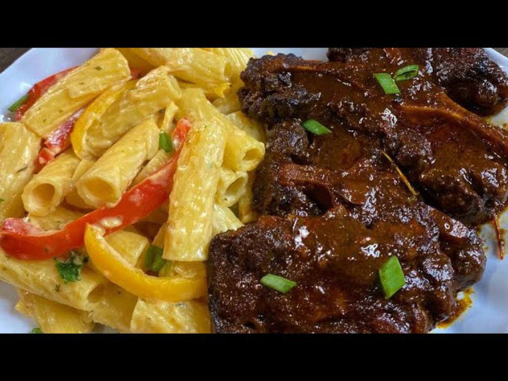 Oxtail Rasta Pasta – Jamaican Style