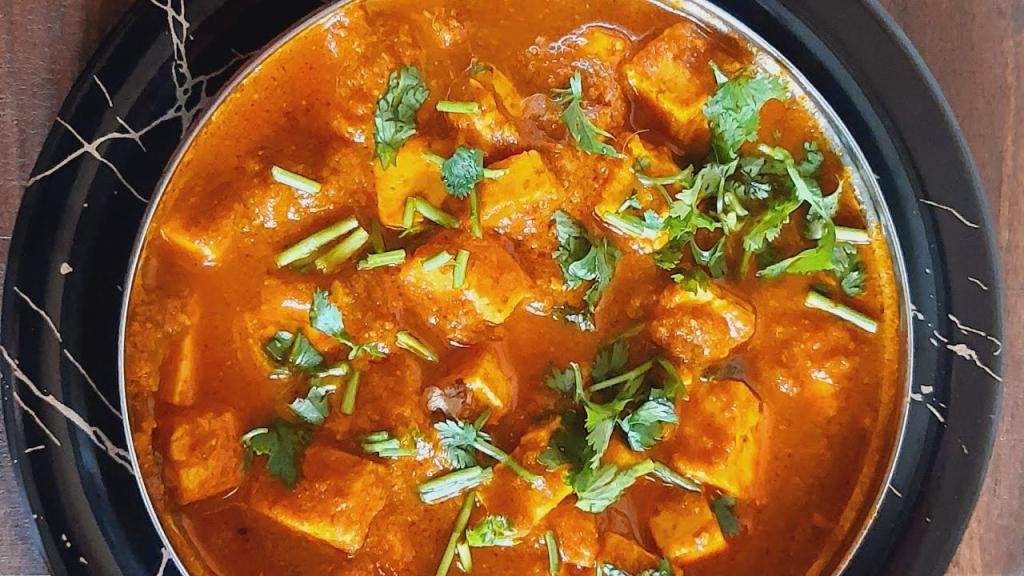 Paneer Gravy – Simple & Quick