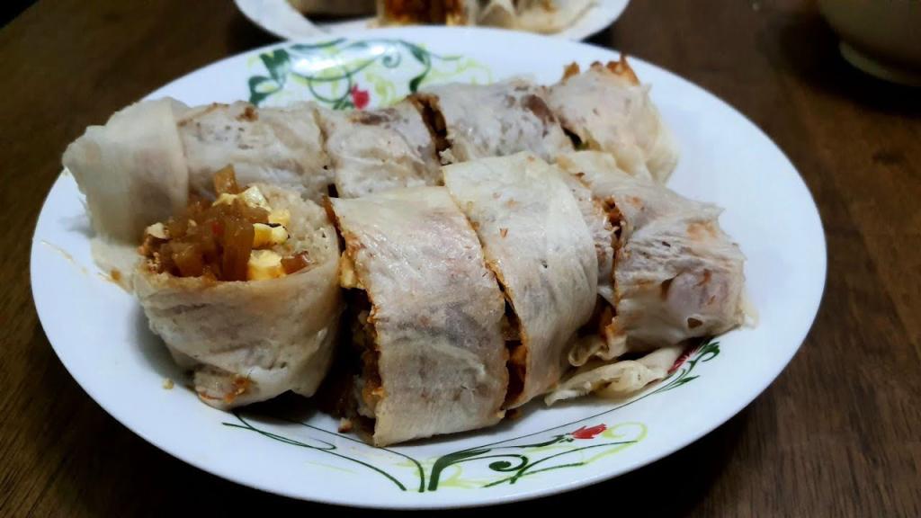Popiah (Fresh Spring Rolls) with Homemade Wrappers