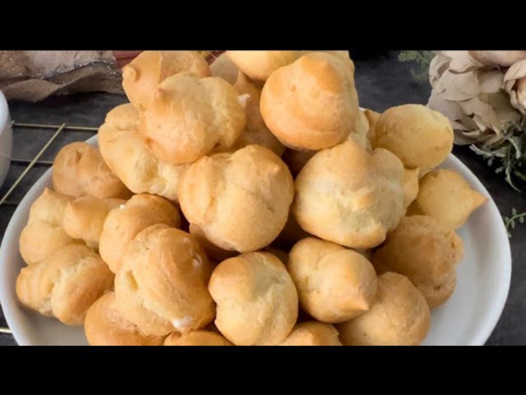 Profiteroles with White Chocolate Cream