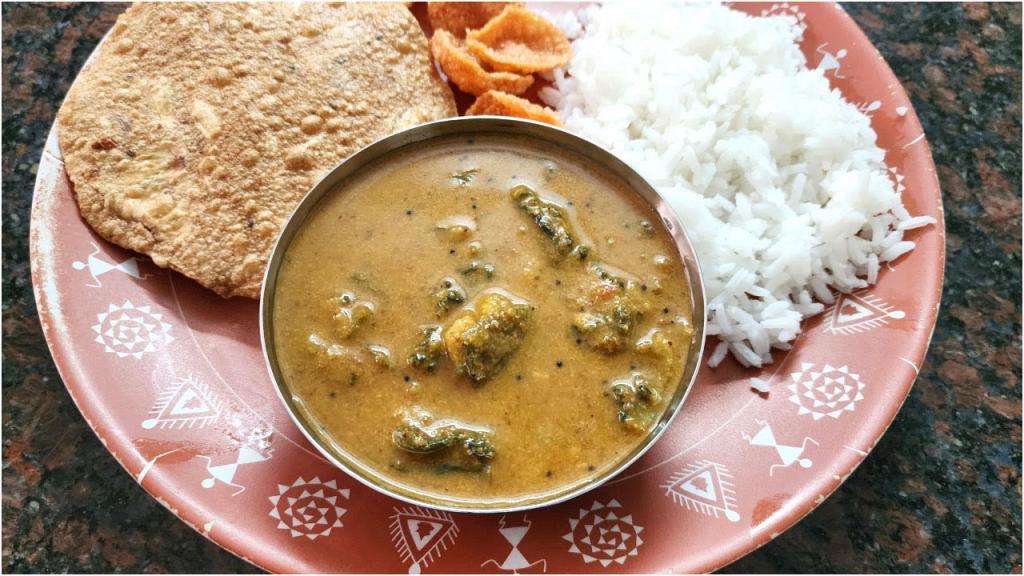 Simple Karate Gashi - South Indian Bitter Gourd Curry